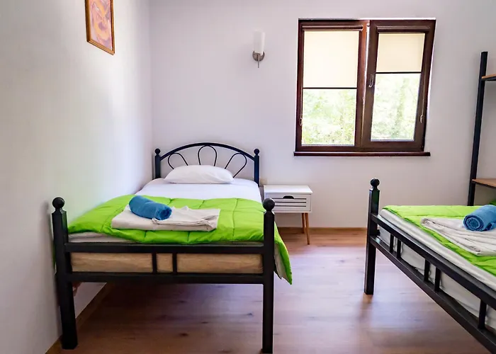 - - електрон универс