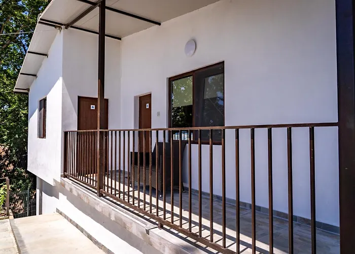 - - електрон универс Къмпинг