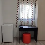- - електрон универс
